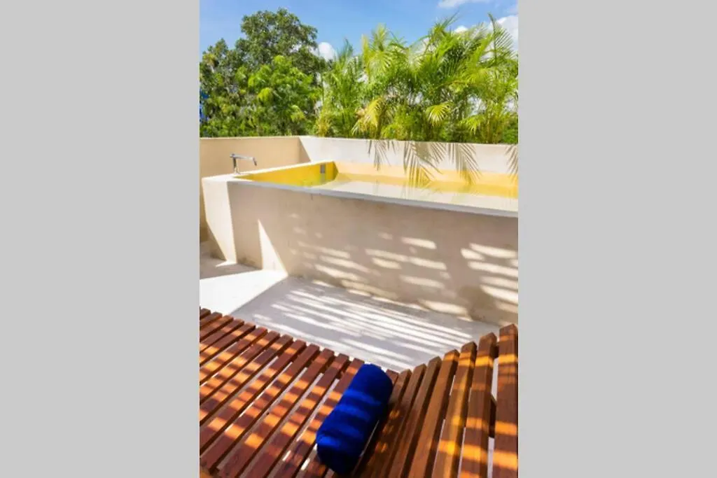 Villa Maracuyá: Villa with 3 jacuzzi, private pool, chef&Spa Tulum