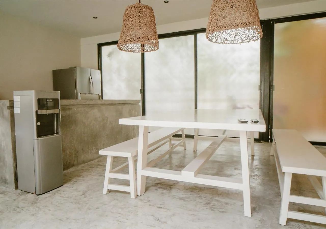 Villa Maracuyá: Villa with 3 jacuzzi, private pool, chef&Spa Tulum México